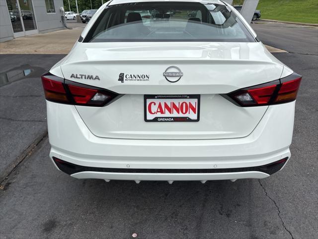 new 2025 Nissan Altima car