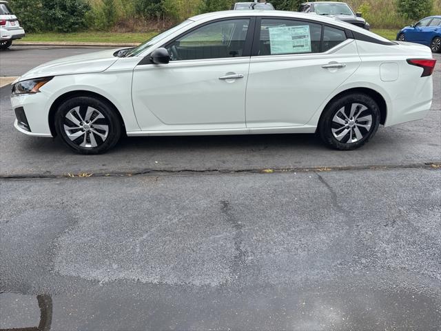 new 2025 Nissan Altima car