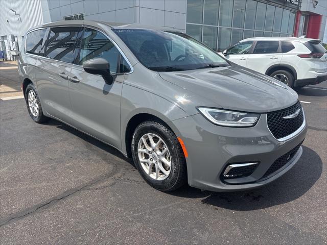 used 2023 Chrysler Pacifica car, priced at $25,500