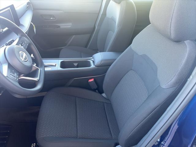 new 2025 Nissan Kicks car, priced at $25,180