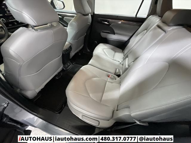 used 2023 Toyota Highlander car, priced at $35,998