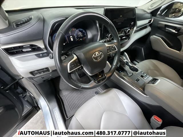 used 2023 Toyota Highlander car, priced at $35,998