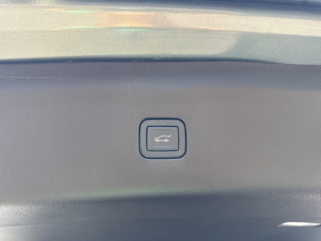 used 2023 Buick Enclave car, priced at $38,988