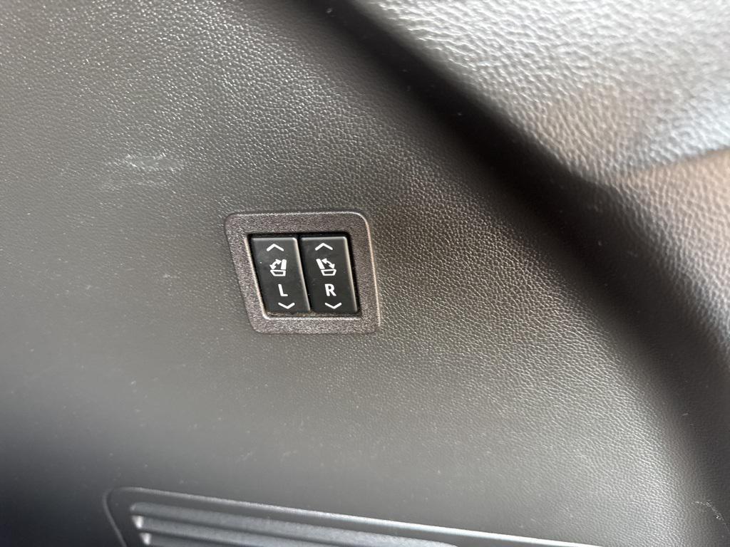 used 2023 Buick Enclave car, priced at $38,988