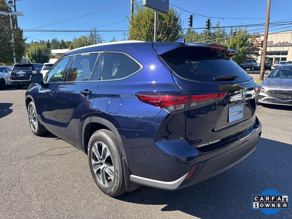 used 2022 Toyota Highlander car, priced at $39,677
