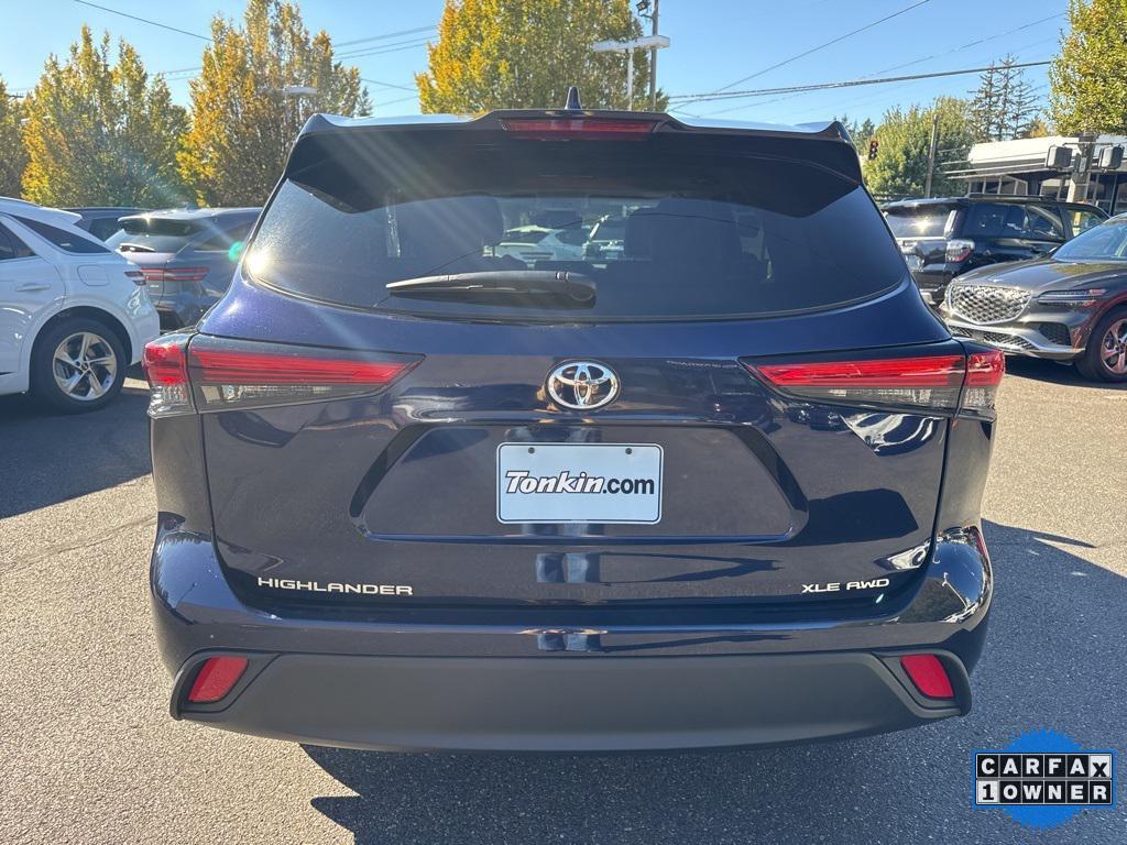 used 2022 Toyota Highlander car, priced at $39,677