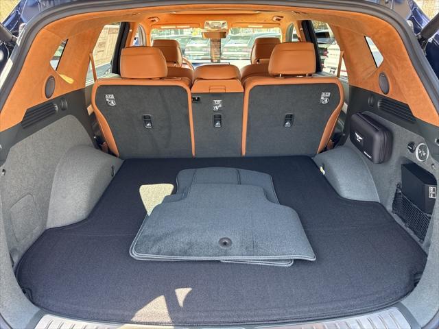 new 2025 Genesis GV80 car, priced at $82,685