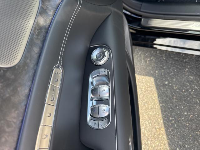 new 2025 Genesis G90 car, priced at $101,805