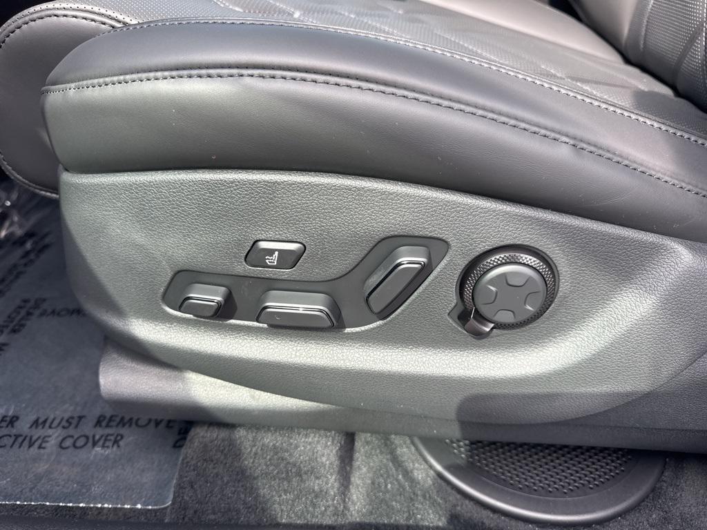 new 2026 Genesis GV80 car, priced at $86,110