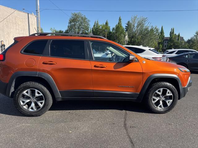 used 2015 Jeep Cherokee car, priced at $18,795