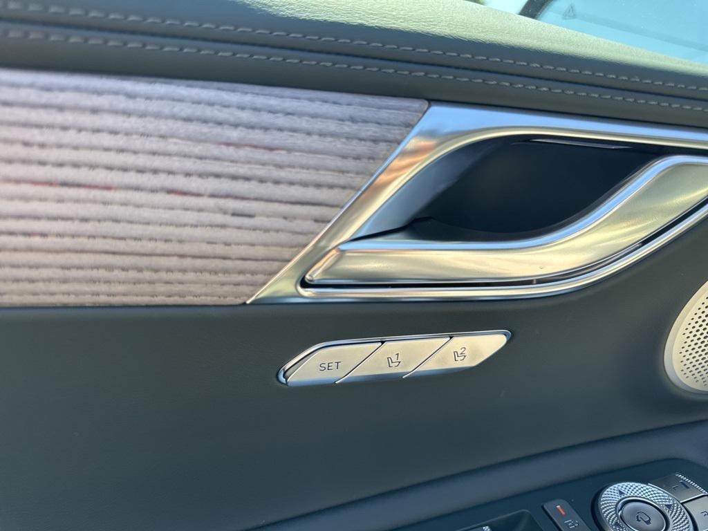 new 2025 Genesis GV80 car, priced at $65,965