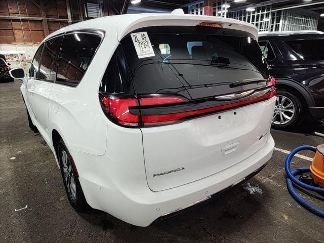 used 2022 Chrysler Pacifica Hybrid car, priced at $24,995