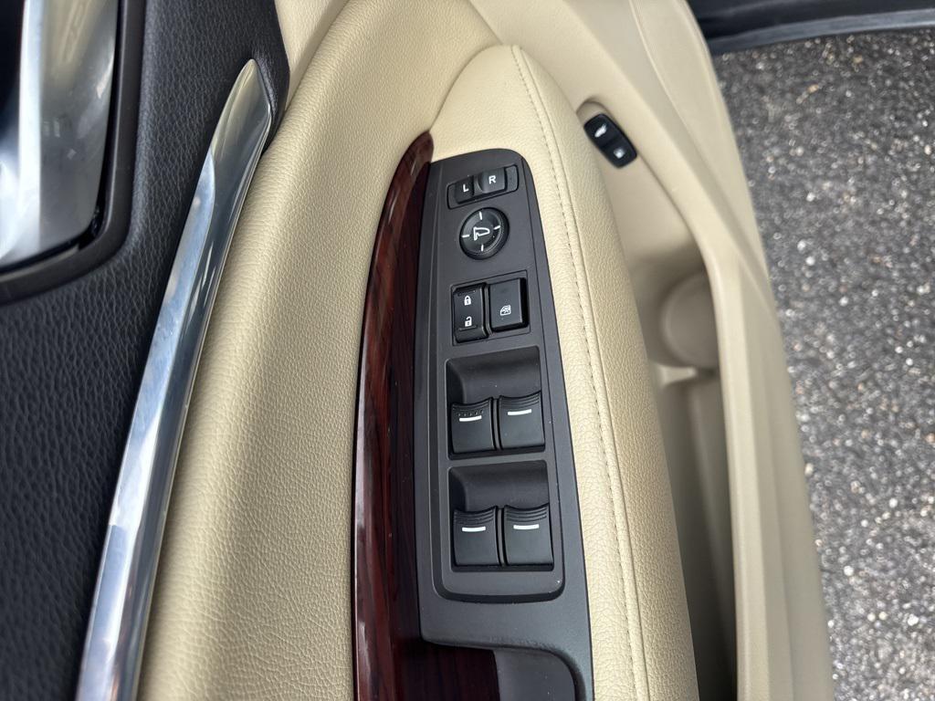 used 2014 Acura MDX car, priced at $12,688