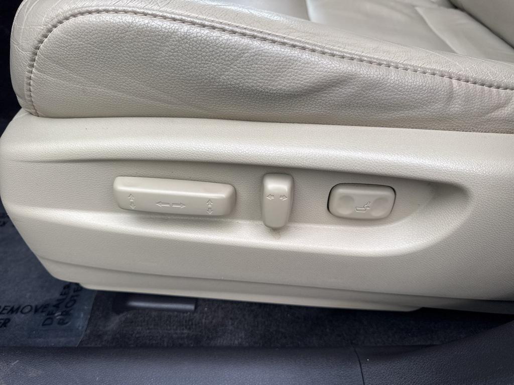 used 2014 Acura MDX car, priced at $12,688