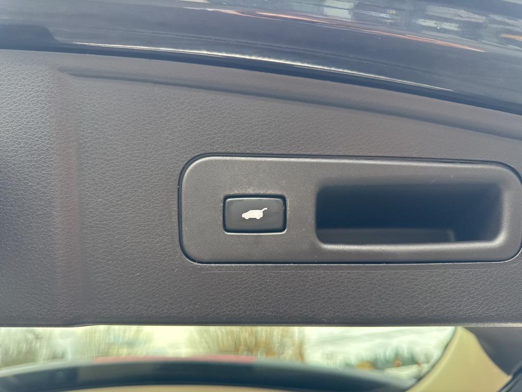 used 2014 Acura MDX car, priced at $12,688