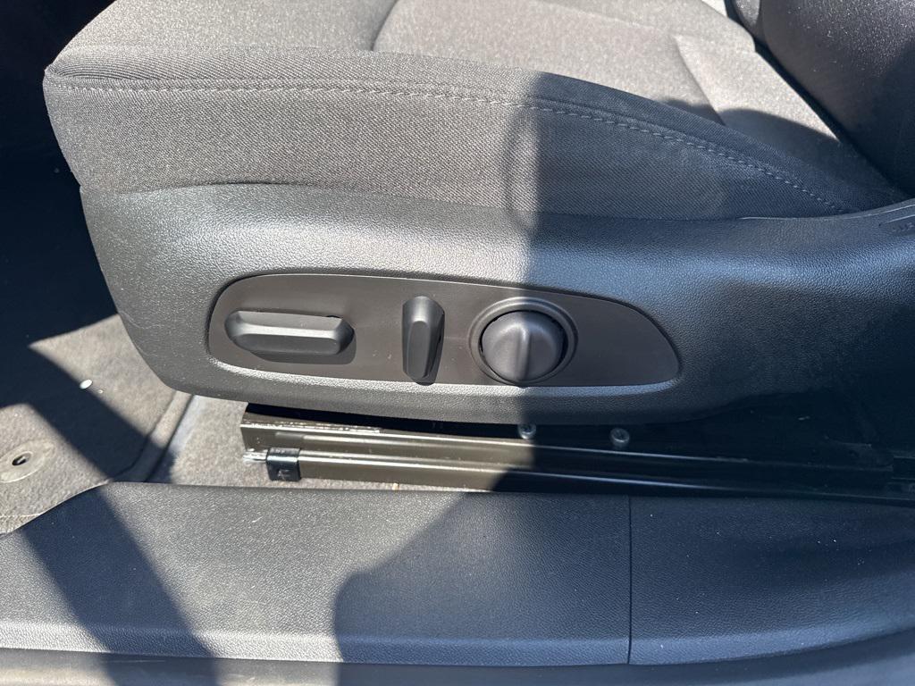 used 2020 Chevrolet Malibu car, priced at $16,766