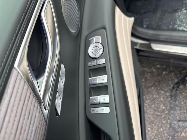 new 2025 Genesis GV80 car, priced at $82,700