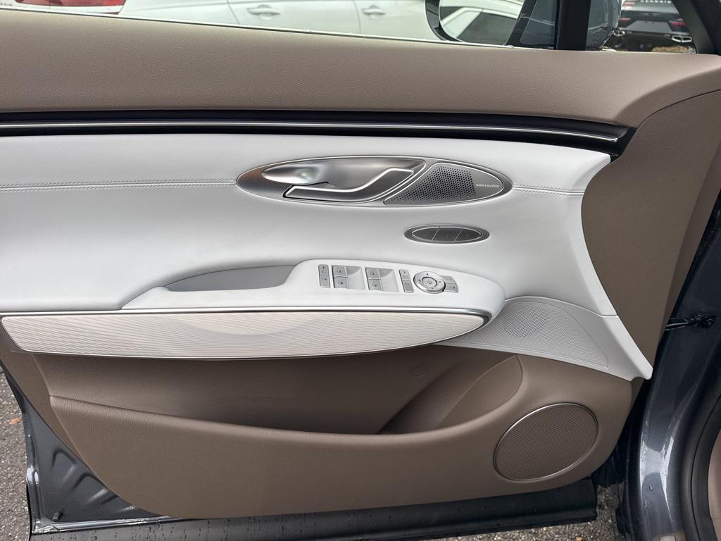 new 2026 Genesis GV70 car, priced at $59,360