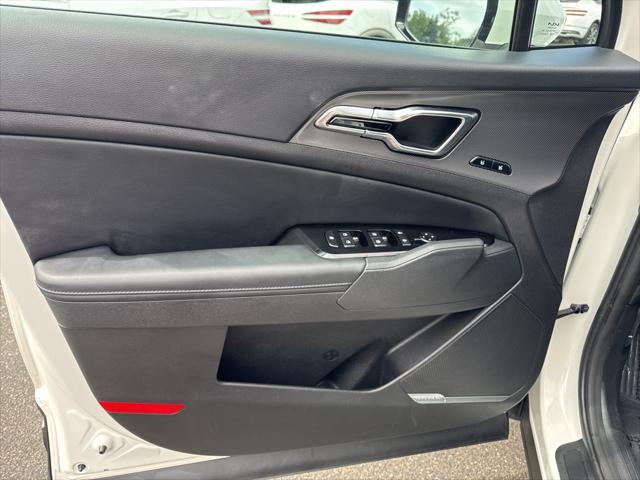 used 2024 Kia Sportage Hybrid car, priced at $34,500
