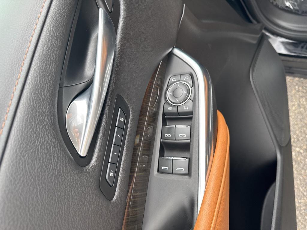 used 2020 Cadillac XT4 car, priced at $27,977