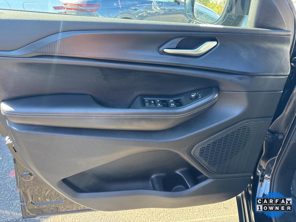 used 2024 Jeep Grand Cherokee L car, priced at $32,444