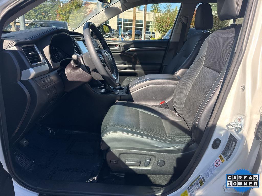 used 2016 Toyota Highlander car, priced at $21,888