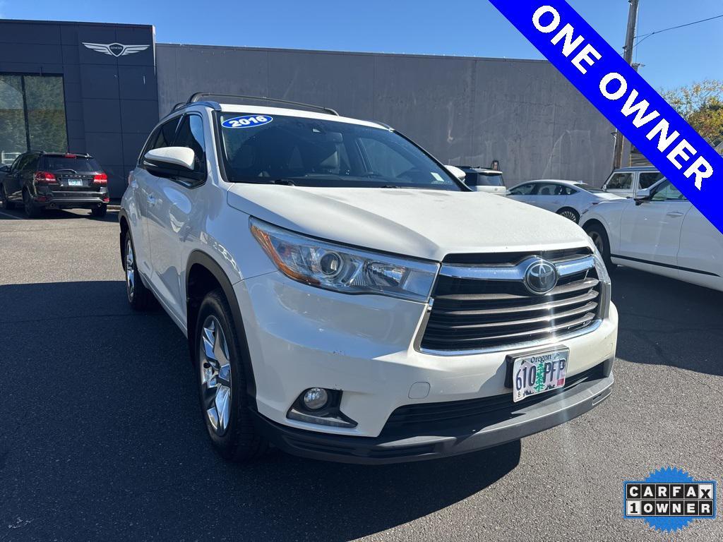 used 2016 Toyota Highlander car, priced at $21,888