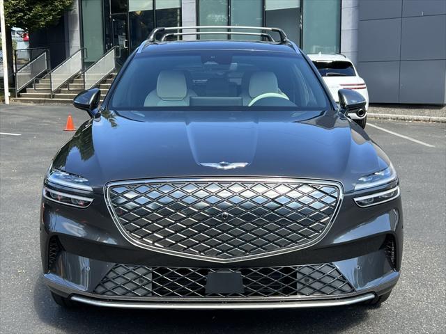 new 2025 Genesis Electrified GV70 car, priced at $69,560