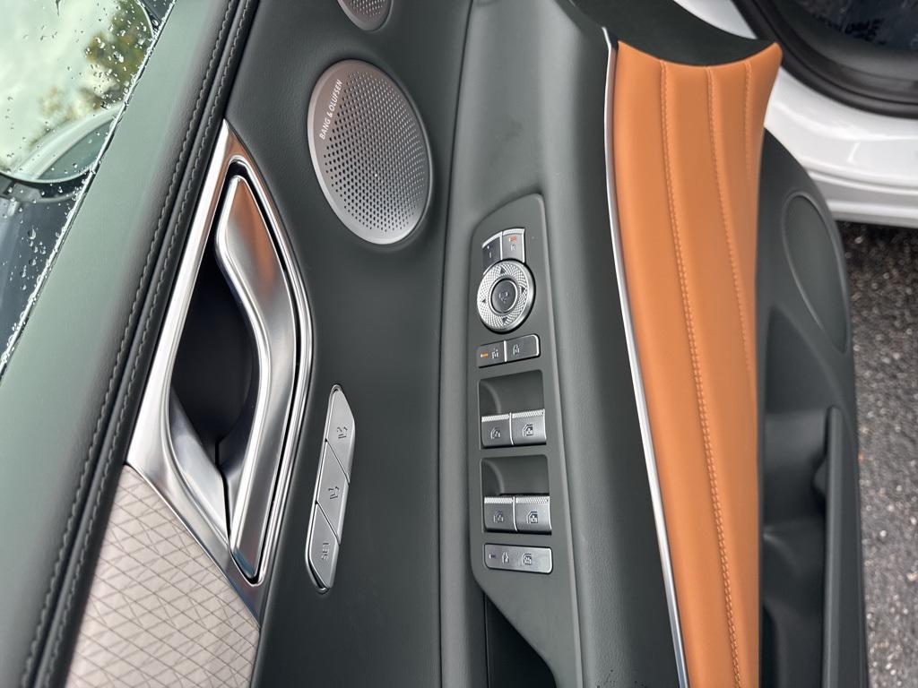 new 2026 Genesis GV80 car, priced at $78,190