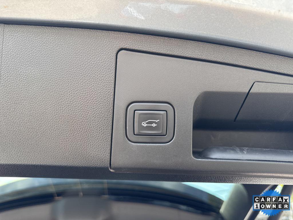 used 2024 Cadillac XT4 car, priced at $33,988