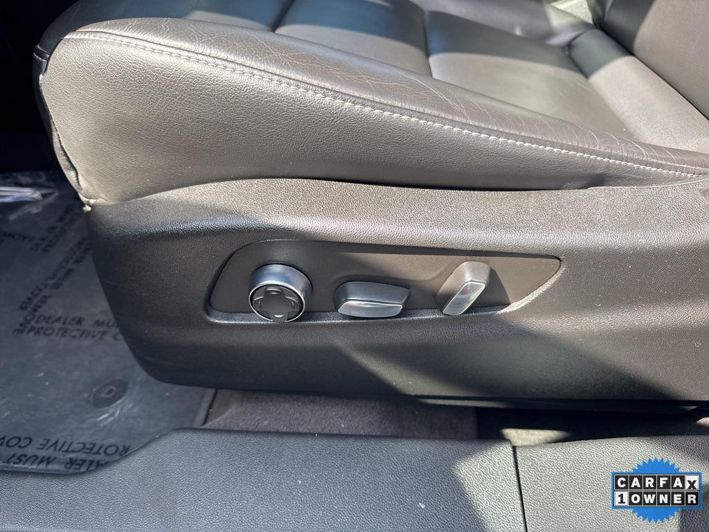 used 2024 Cadillac XT4 car, priced at $33,988