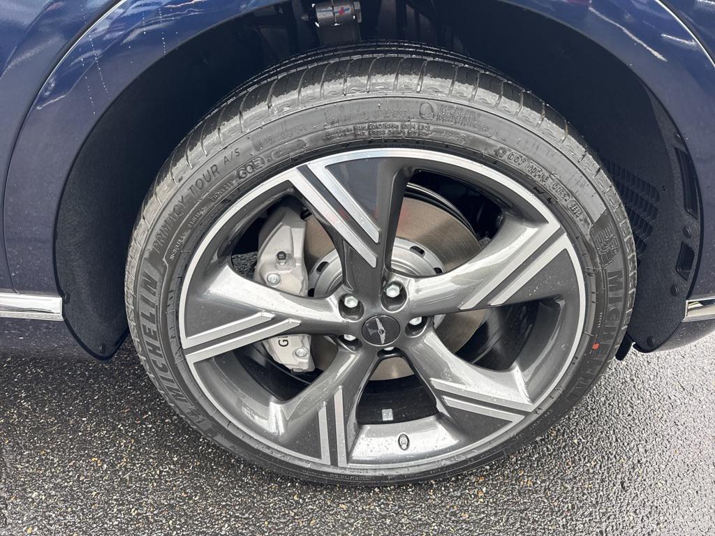 new 2026 Genesis GV80 car, priced at $84,625