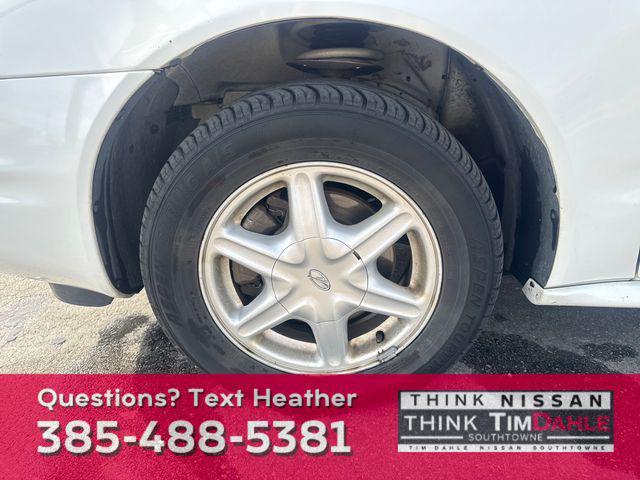 used 2004 Oldsmobile Alero car, priced at $1,999