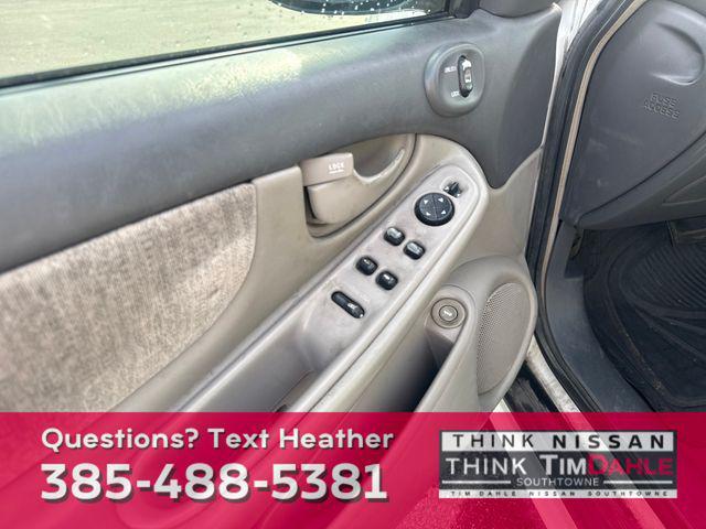 used 2004 Oldsmobile Alero car, priced at $1,999