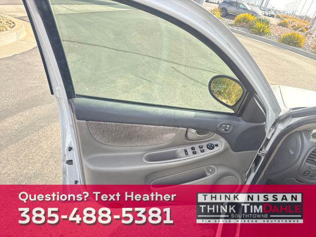 used 2004 Oldsmobile Alero car, priced at $1,999