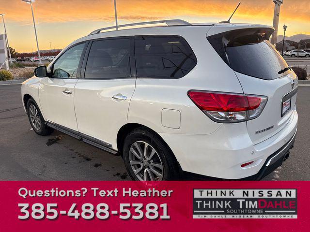 used 2016 Nissan Pathfinder car, priced at $9,990