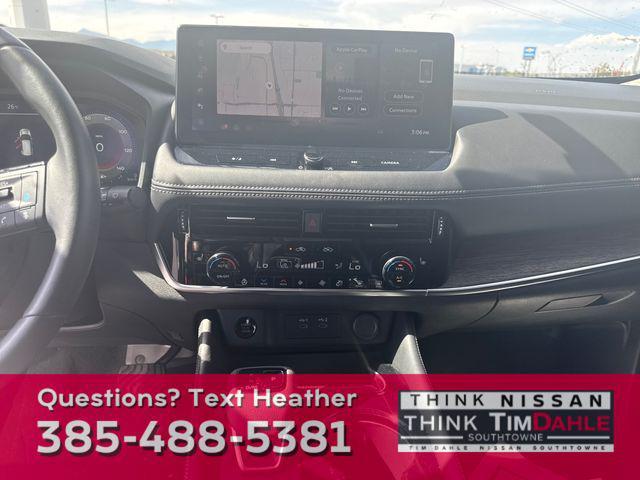 used 2024 Nissan Rogue car, priced at $32,996