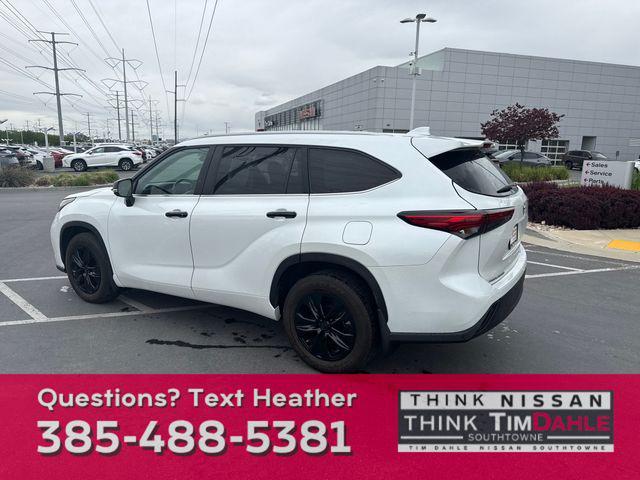used 2023 Toyota Highlander car, priced at $39,041