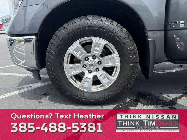 used 2017 Nissan Titan car