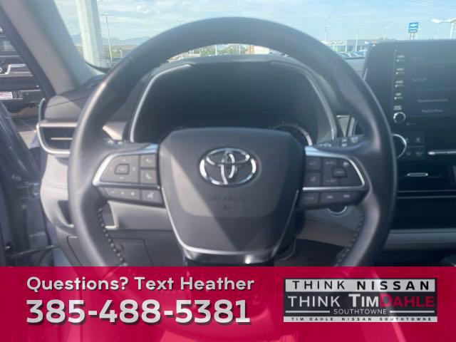 used 2021 Toyota Highlander car, priced at $33,958