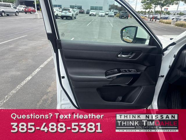 used 2023 Nissan Pathfinder car, priced at $34,299