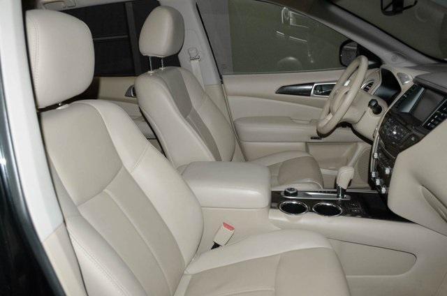 used 2015 Nissan Pathfinder car