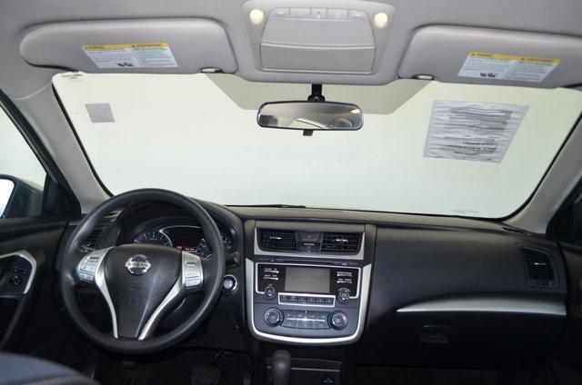 used 2016 Nissan Altima car