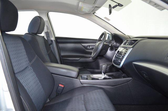 used 2016 Nissan Altima car