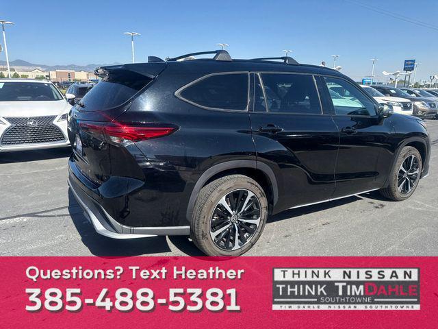 used 2021 Toyota Highlander car, priced at $29,599
