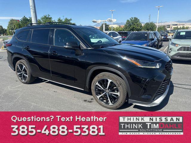 used 2021 Toyota Highlander car, priced at $29,599