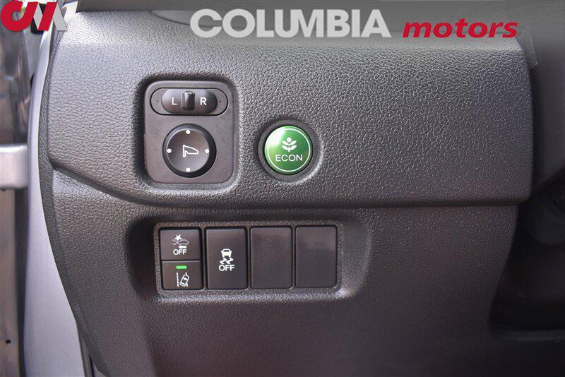 used 2022 Honda Pilot car, priced at $24,991