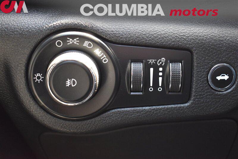 used 2015 Chrysler 200 car, priced at $8,991
