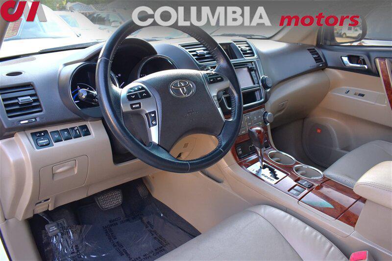 used 2013 Toyota Highlander Hybrid car, priced at $12,491