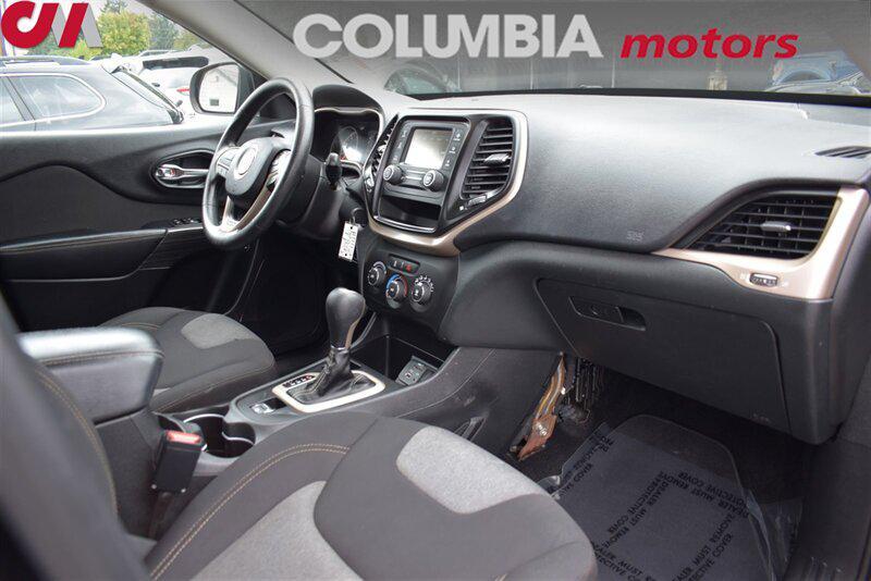 used 2016 Jeep Cherokee car, priced at $9,991